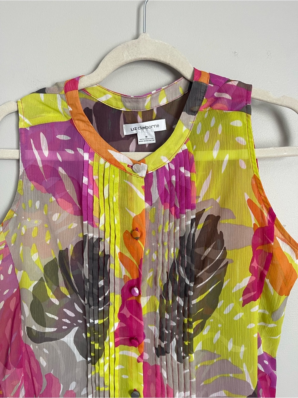LIZ CLAIBORNE Multicolor Sheer Tropical Print Sleeveless Button Down Blouse Sz M - Picture 3 of 6